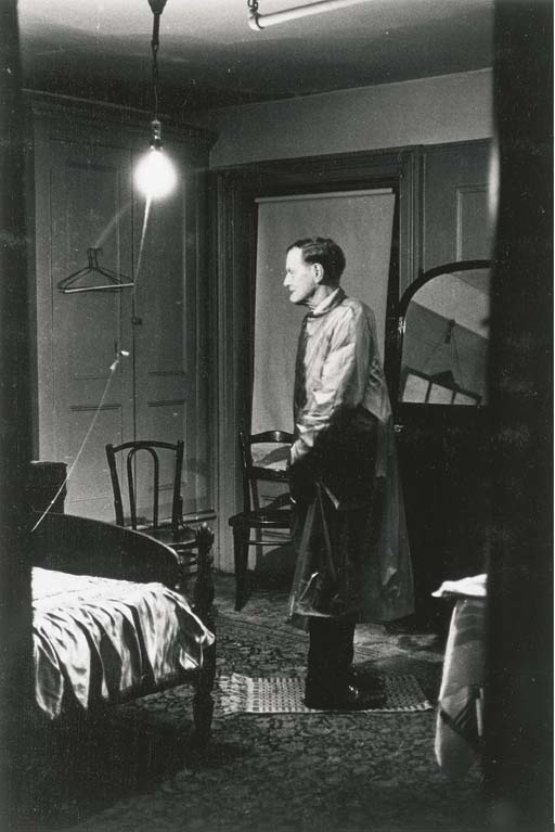 “The Backwards Man in His Hotel Room,” by Diane Arbus (1961)